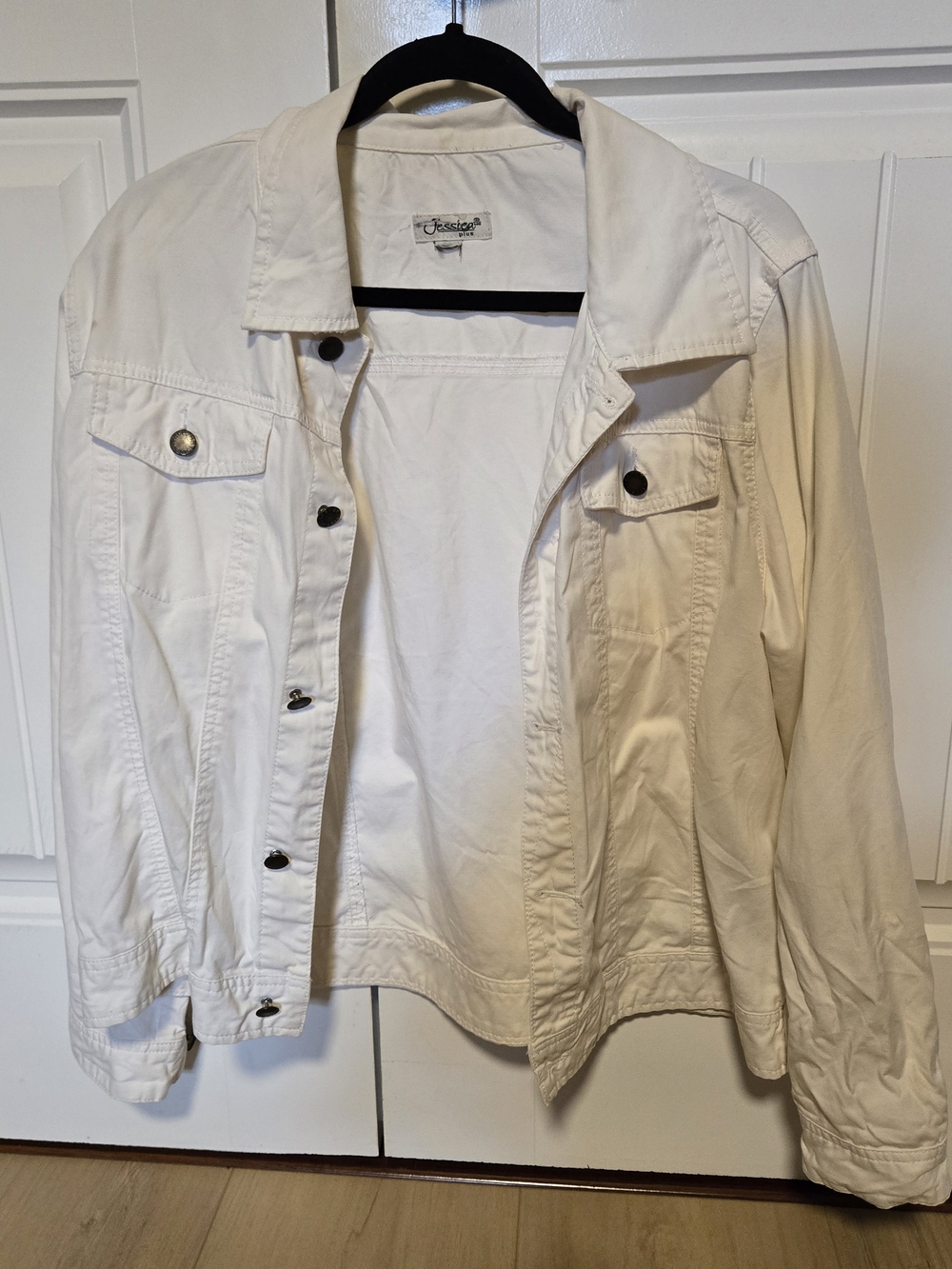 Jessica White Women's Cotton Jean Jacket